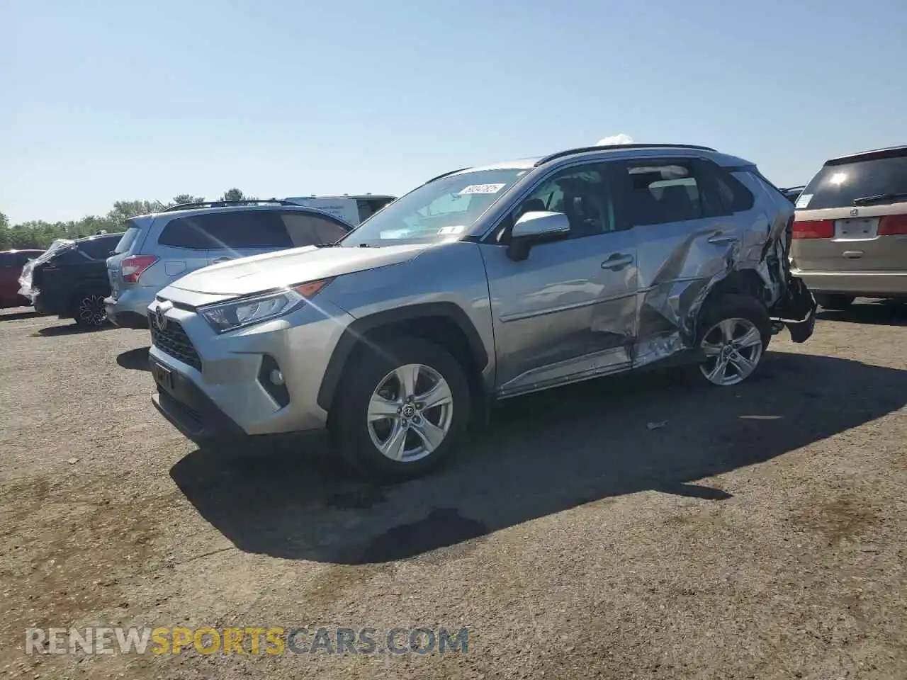 1 Photograph of a damaged car 2T3P1RFV9MC229685 TOYOTA RAV4 2021