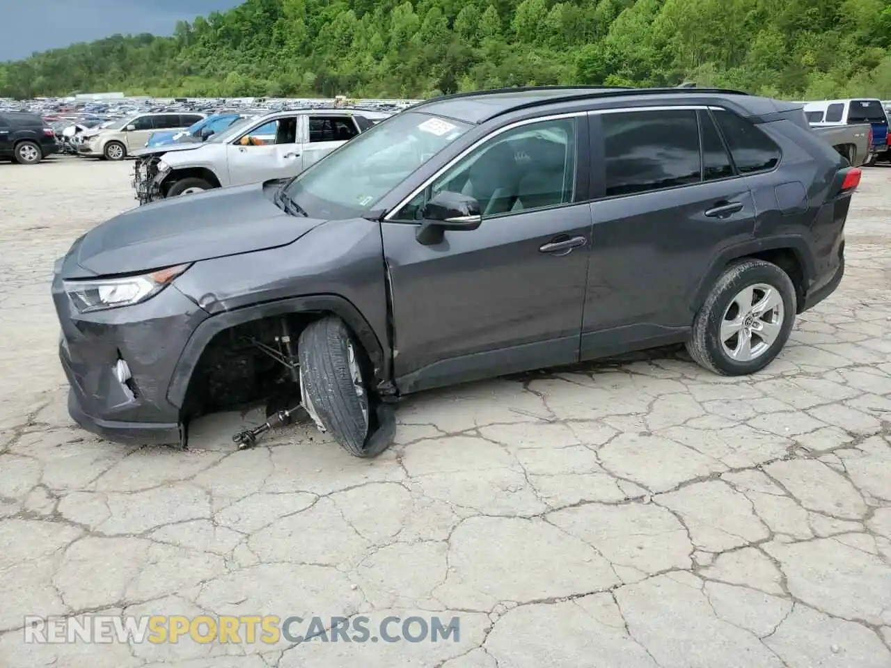 1 Photograph of a damaged car 2T3P1RFV9MC247748 TOYOTA RAV4 2021