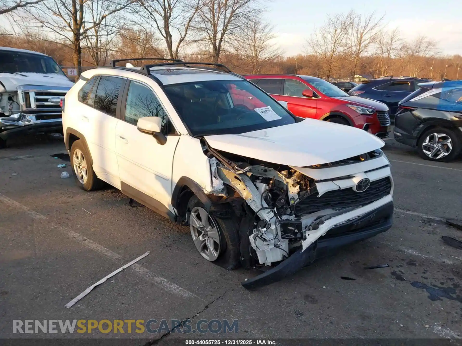 1 Photograph of a damaged car 2T3P1RFV9MC249418 TOYOTA RAV4 2021