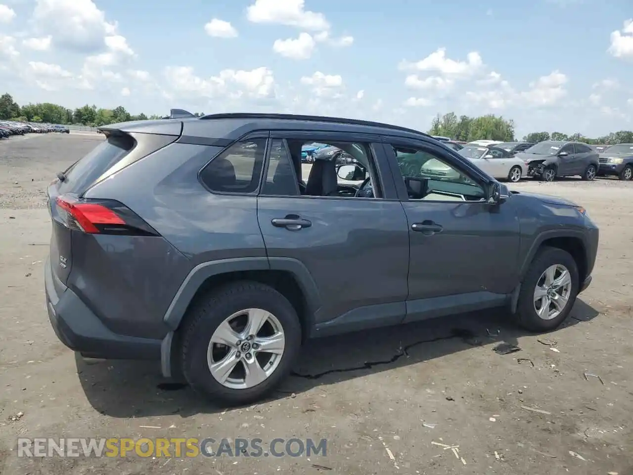 3 Photograph of a damaged car 2T3P1RFV9MW167381 TOYOTA RAV4 2021