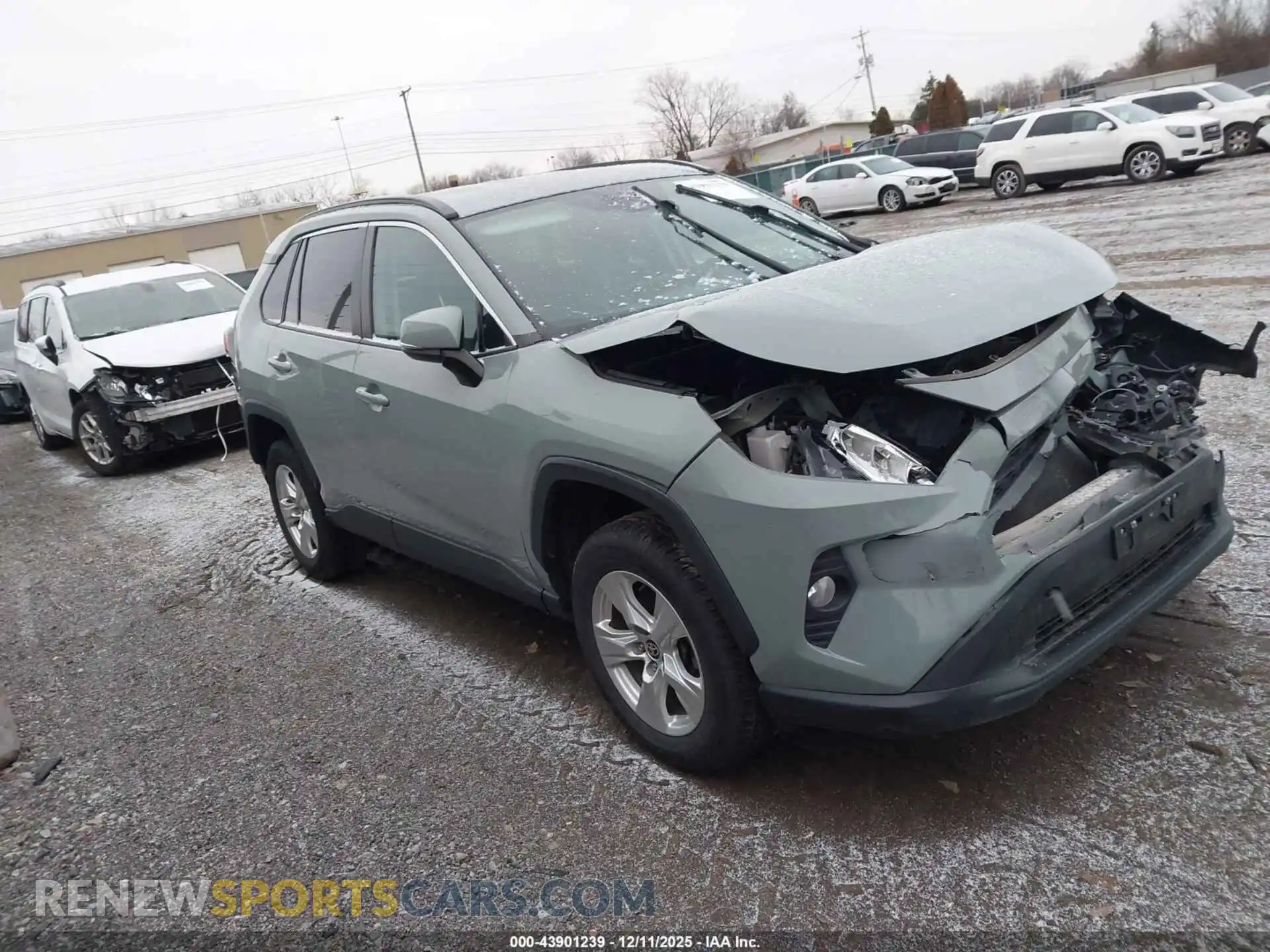 1 Photograph of a damaged car 2T3P1RFV9MW179059 TOYOTA RAV4 2021