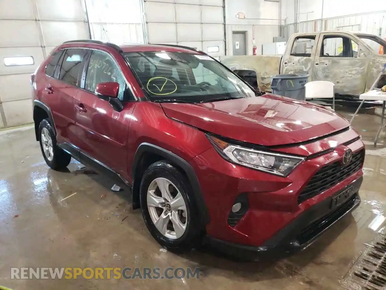 1 Photograph of a damaged car 2T3P1RFV9MW189770 TOYOTA RAV4 2021