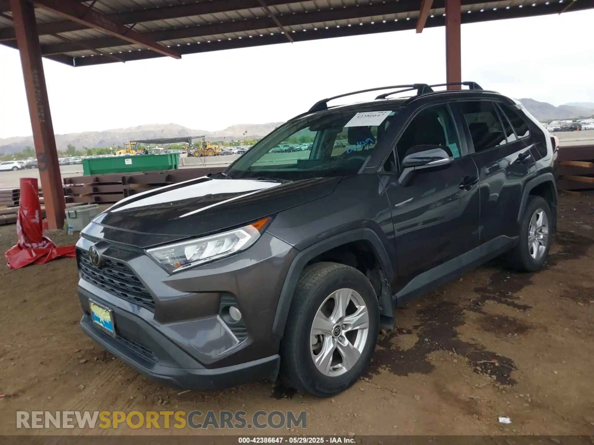2 Photograph of a damaged car 2T3P1RFV9MW190627 TOYOTA RAV4 2021