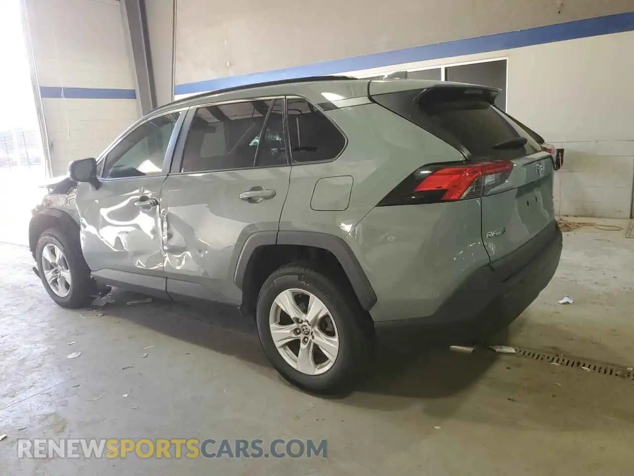 2 Photograph of a damaged car 2T3P1RFV9MW236666 TOYOTA RAV4 2021