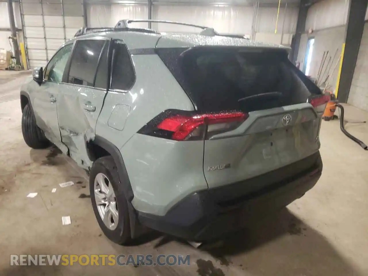 3 Photograph of a damaged car 2T3P1RFV9MW241396 TOYOTA RAV4 2021
