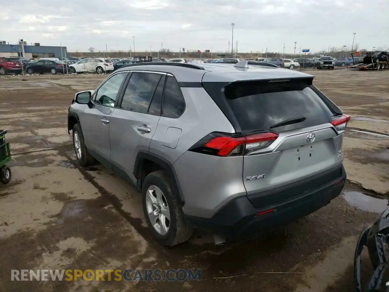 3 Photograph of a damaged car 2T3P1RFVXMC191870 TOYOTA RAV4 2021