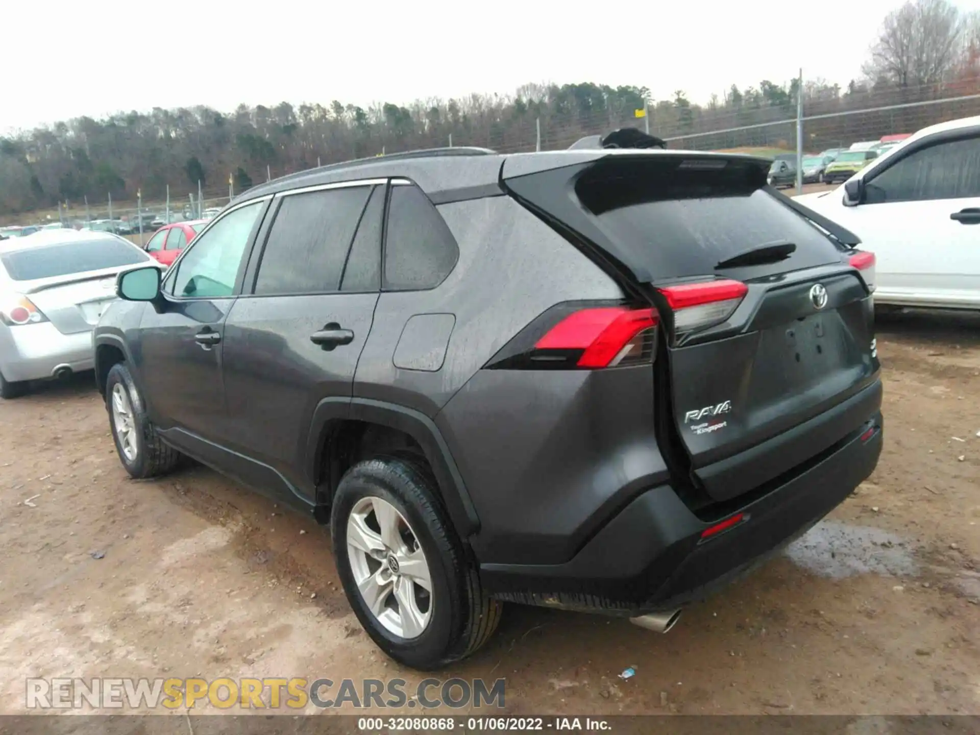 3 Photograph of a damaged car 2T3P1RFVXMC195529 TOYOTA RAV4 2021