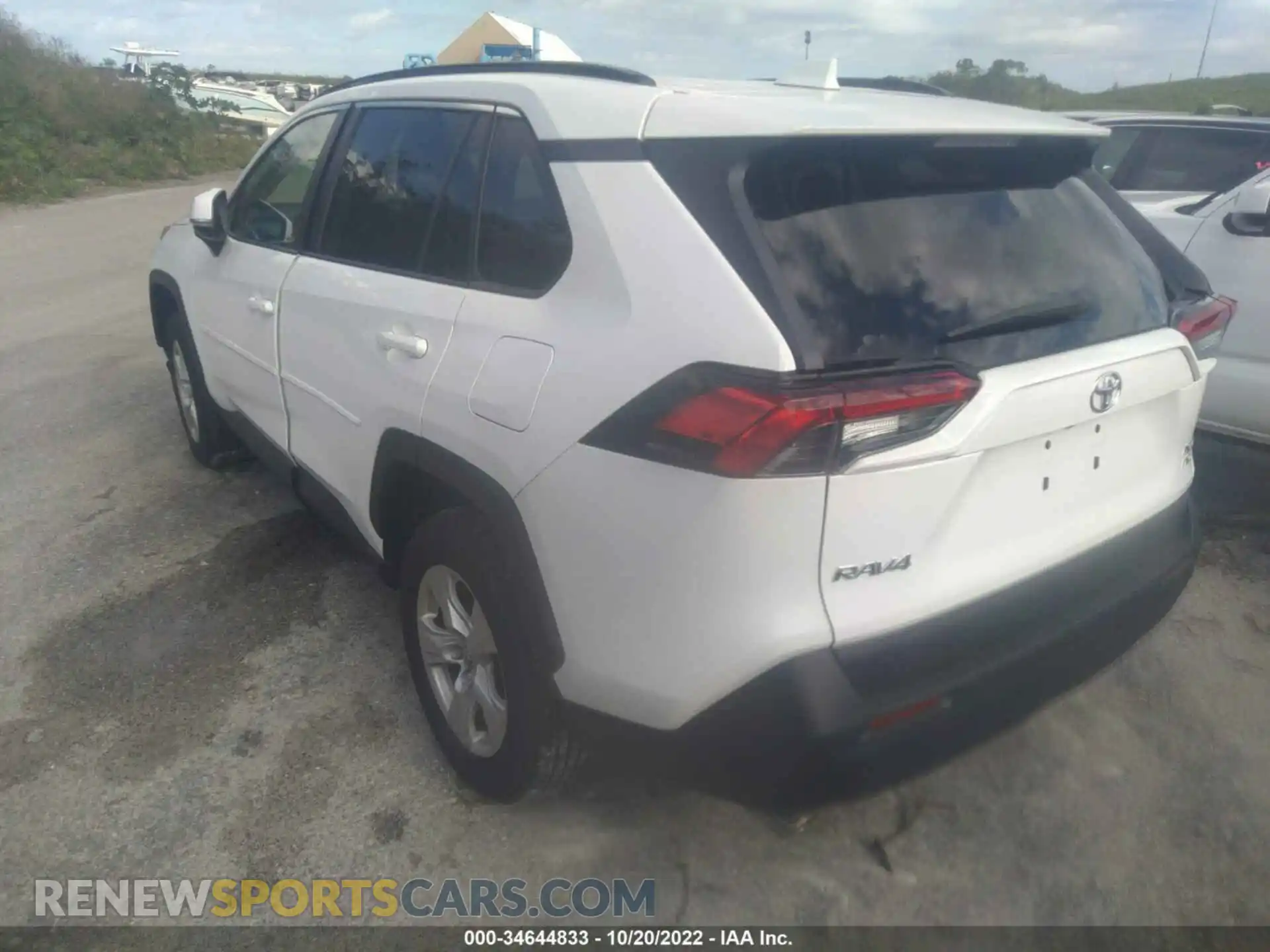 3 Photograph of a damaged car 2T3P1RFVXMC232837 TOYOTA RAV4 2021