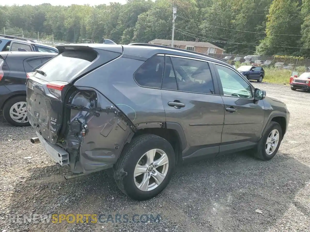 3 Photograph of a damaged car 2T3P1RFVXMC238167 TOYOTA RAV4 2021