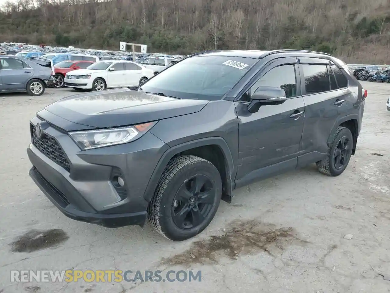 1 Photograph of a damaged car 2T3P1RFVXMC239240 TOYOTA RAV4 2021