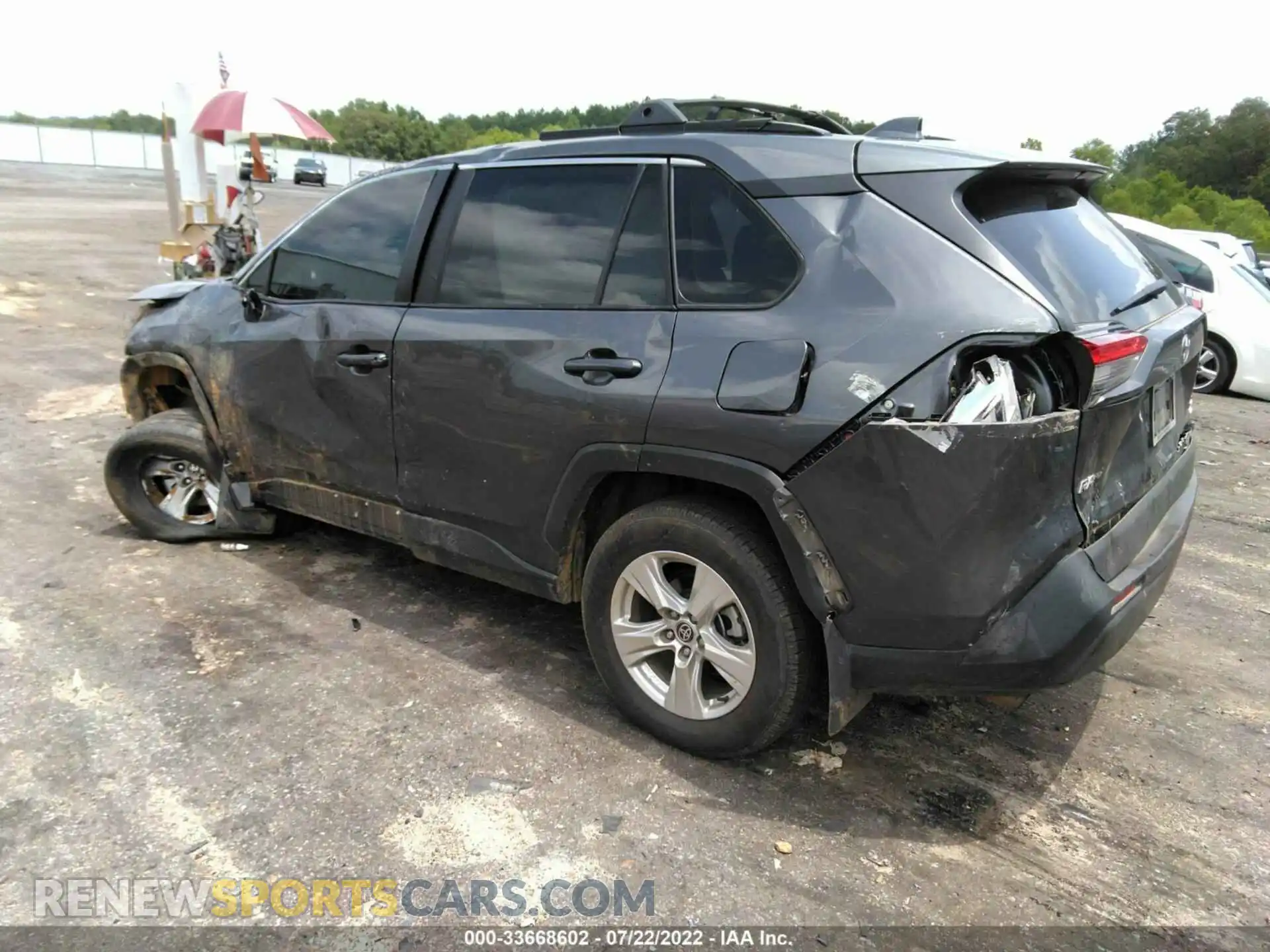 3 Photograph of a damaged car 2T3P1RFVXMC250321 TOYOTA RAV4 2021