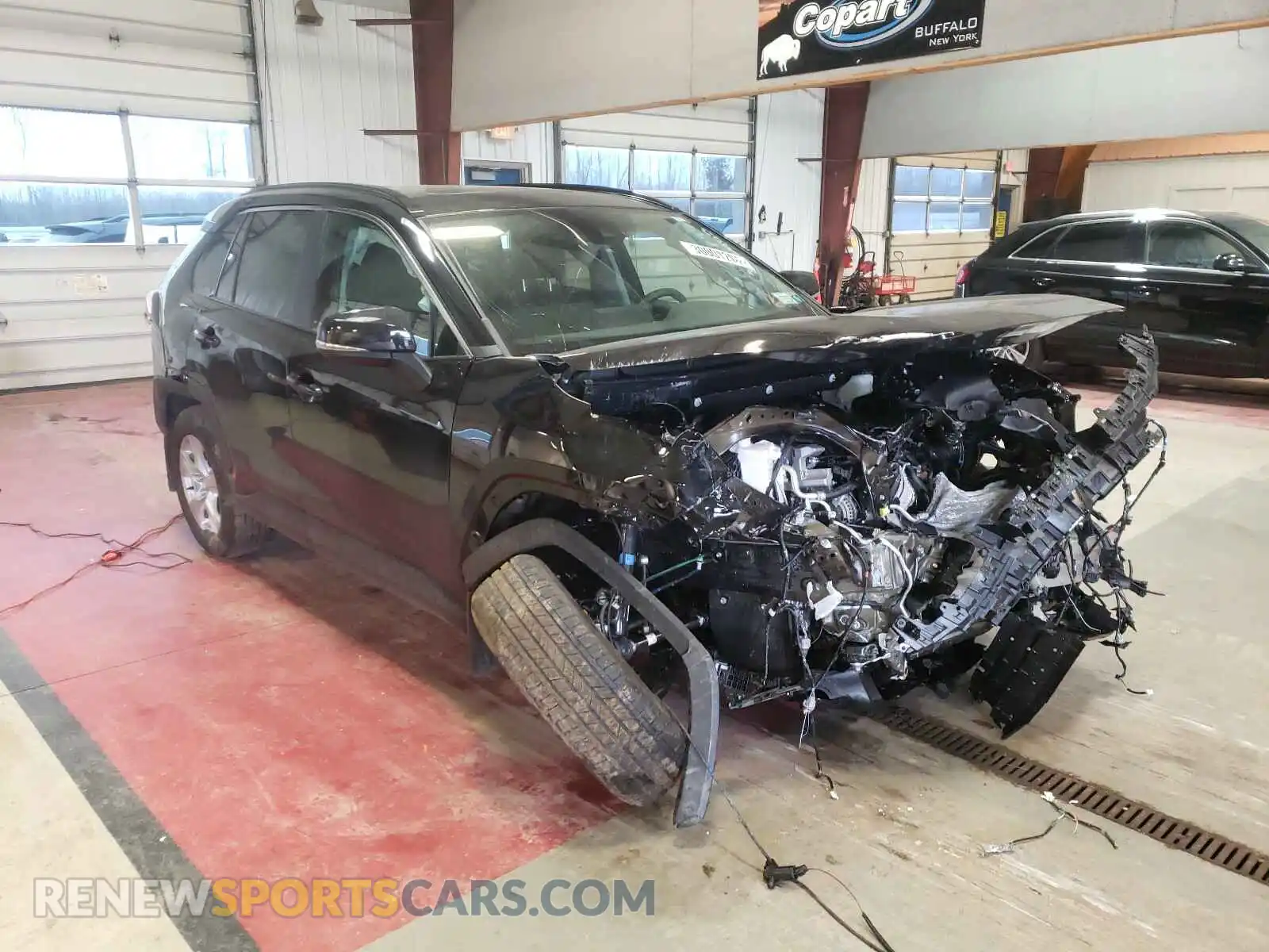 1 Photograph of a damaged car 2T3P1RFVXMW141954 TOYOTA RAV4 2021