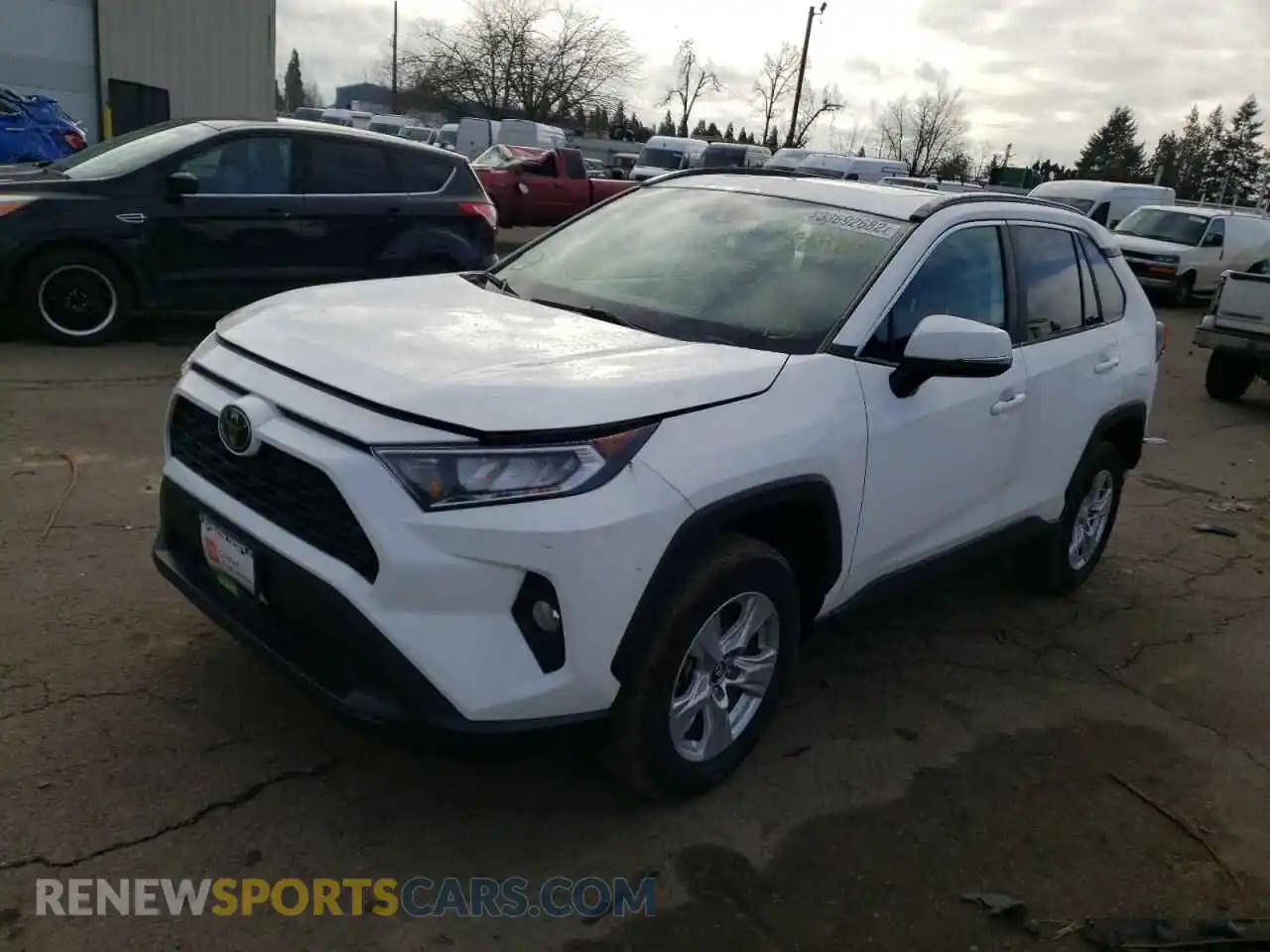 2 Photograph of a damaged car 2T3P1RFVXMW154140 TOYOTA RAV4 2021