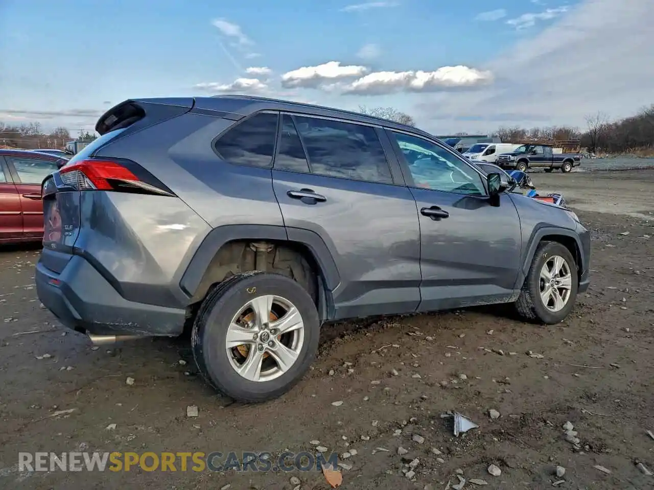 3 Photograph of a damaged car 2T3P1RFVXMW157703 TOYOTA RAV4 2021
