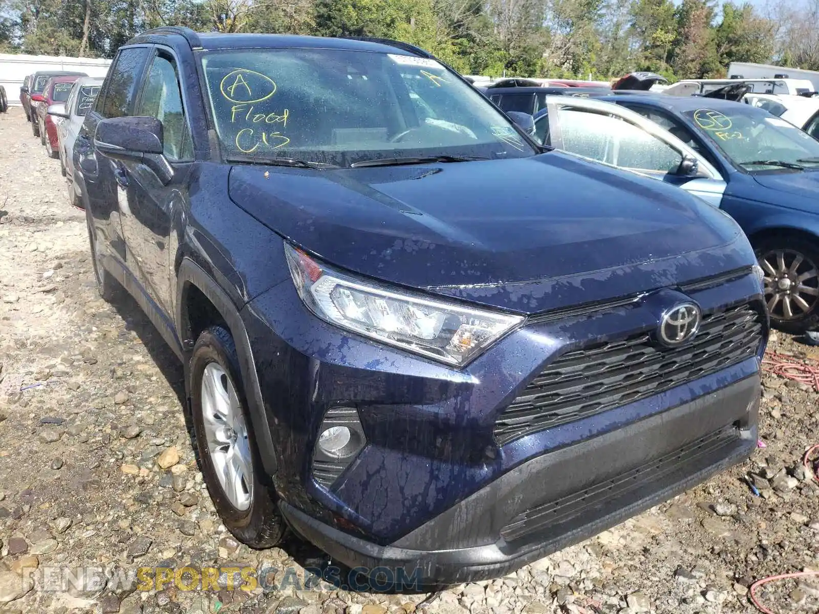 1 Photograph of a damaged car 2T3P1RFVXMW172525 TOYOTA RAV4 2021