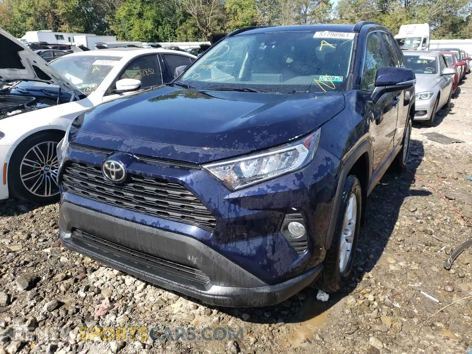 2 Photograph of a damaged car 2T3P1RFVXMW172525 TOYOTA RAV4 2021