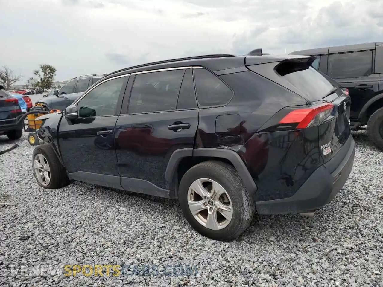 2 Photograph of a damaged car 2T3P1RFVXMW173089 TOYOTA RAV4 2021