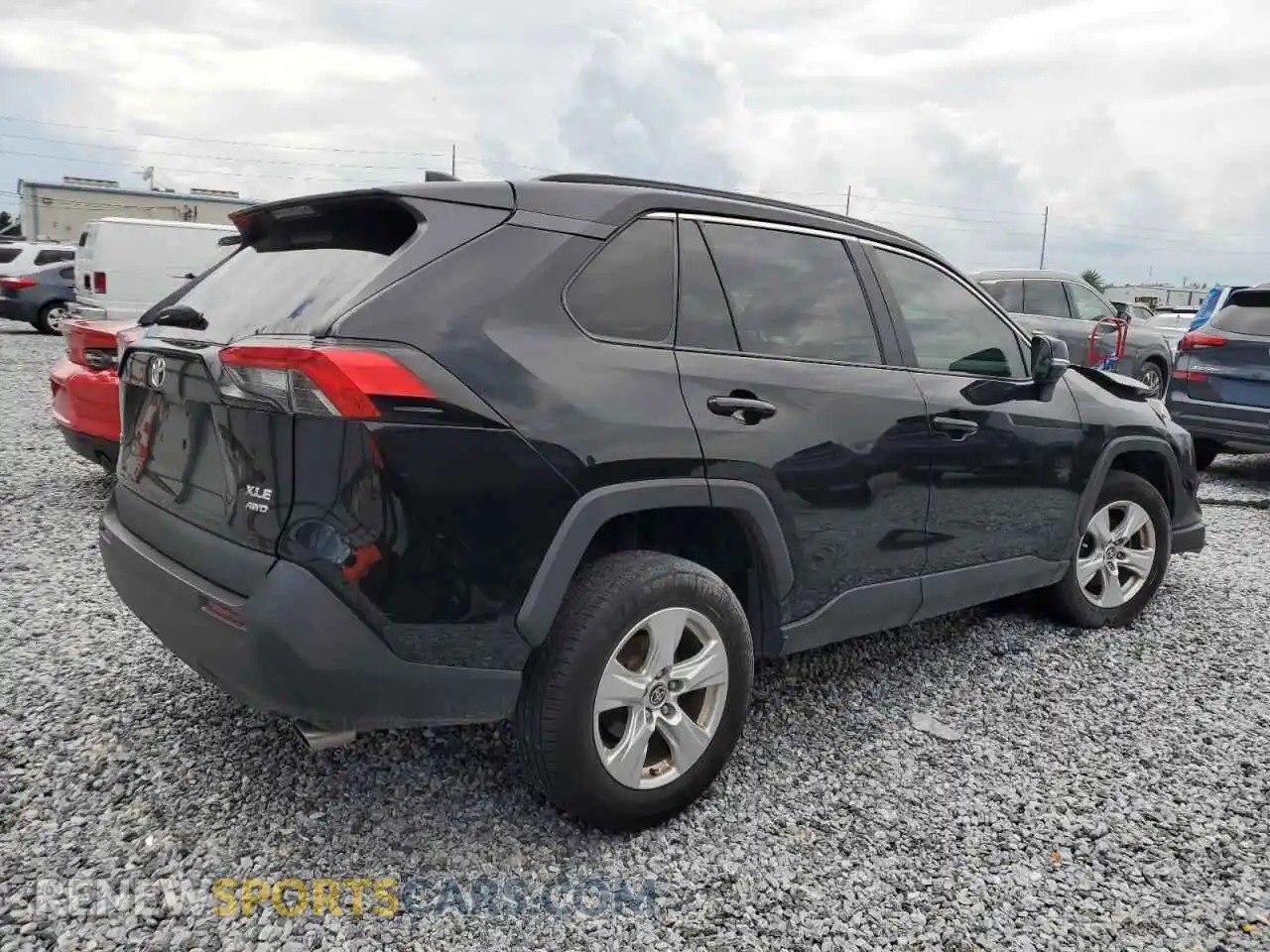 3 Photograph of a damaged car 2T3P1RFVXMW173089 TOYOTA RAV4 2021
