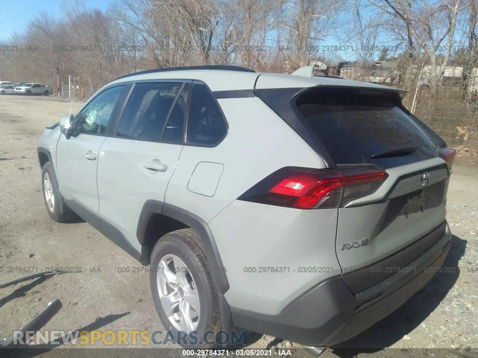 3 Photograph of a damaged car 2T3P1RFVXMW177272 TOYOTA RAV4 2021