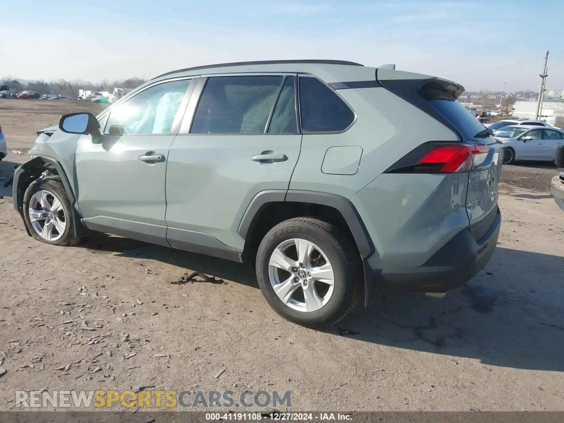 3 Photograph of a damaged car 2T3P1RFVXMW183461 TOYOTA RAV4 2021