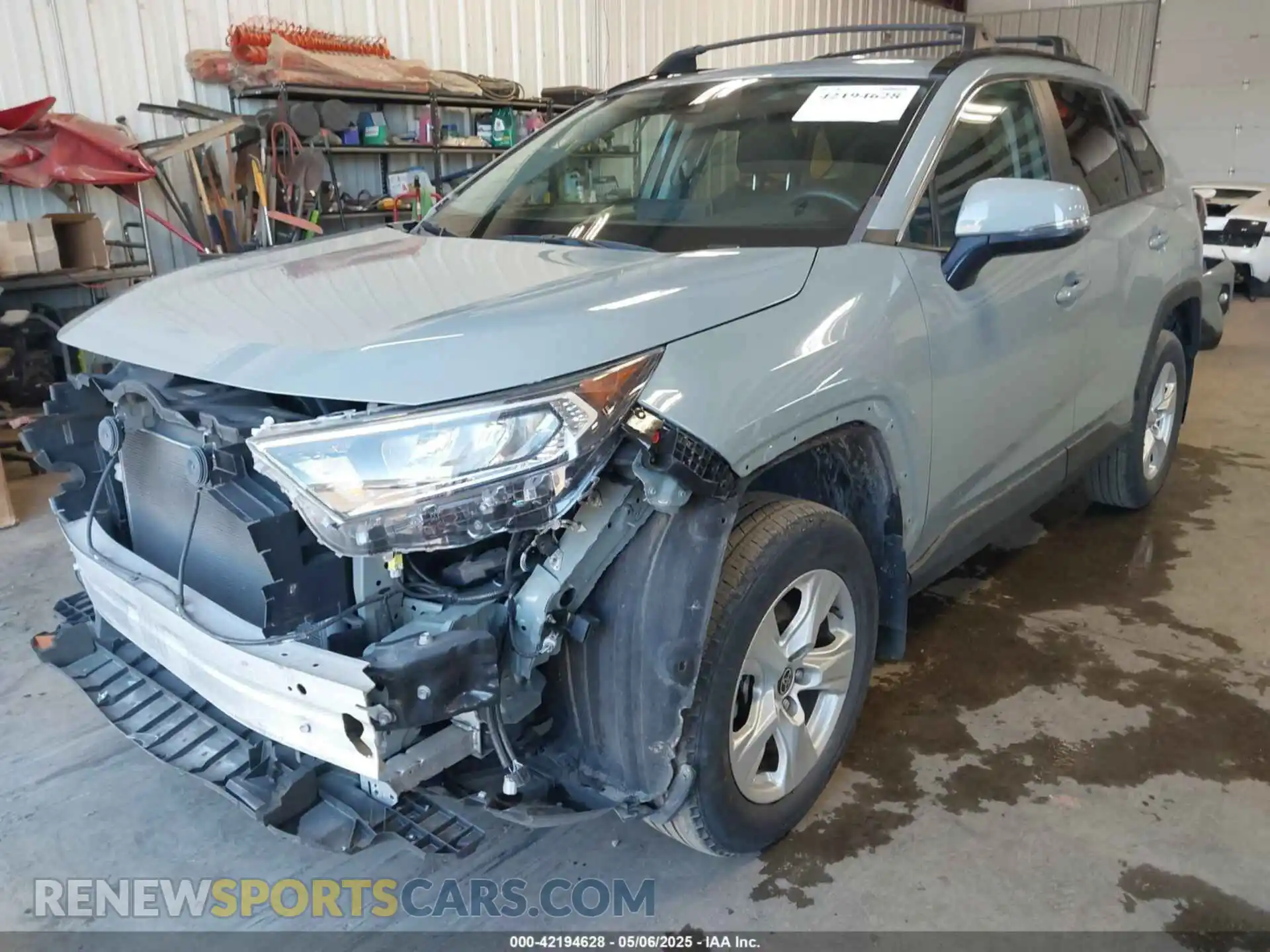 2 Photograph of a damaged car 2T3P1RFVXMW207998 TOYOTA RAV4 2021