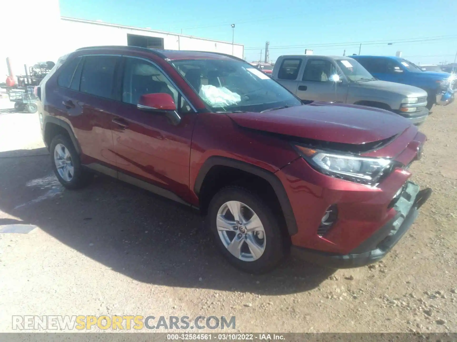 1 Photograph of a damaged car 2T3P1RFVXMW208682 TOYOTA RAV4 2021