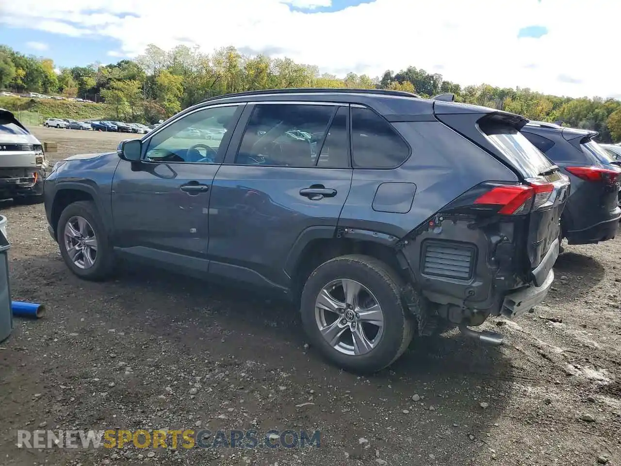 2 Photograph of a damaged car 2T3P1RFVXMW218256 TOYOTA RAV4 2021