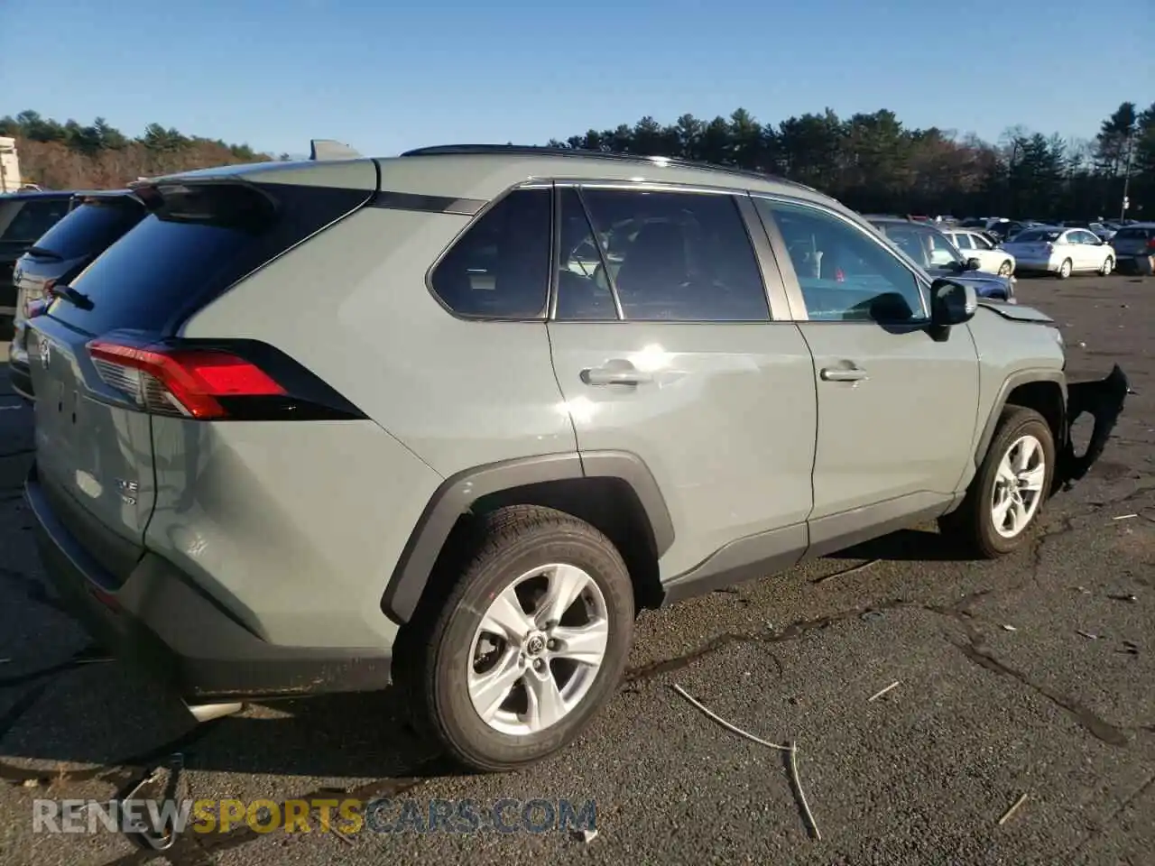 3 Photograph of a damaged car 2T3P1RFVXMW225692 TOYOTA RAV4 2021