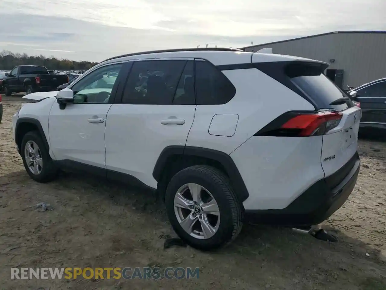 2 Photograph of a damaged car 2T3P1RFVXMW236580 TOYOTA RAV4 2021