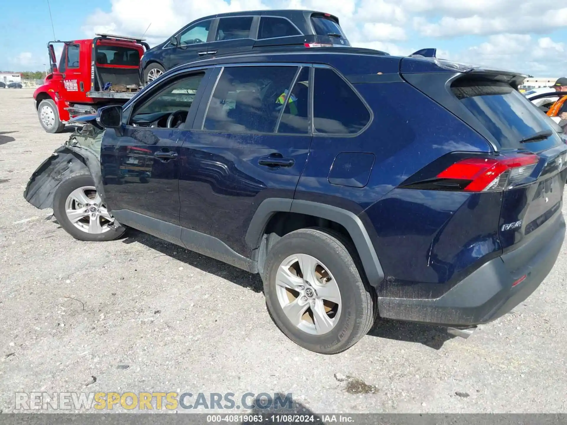 3 Photograph of a damaged car 2T3P1RFVXMW238698 TOYOTA RAV4 2021