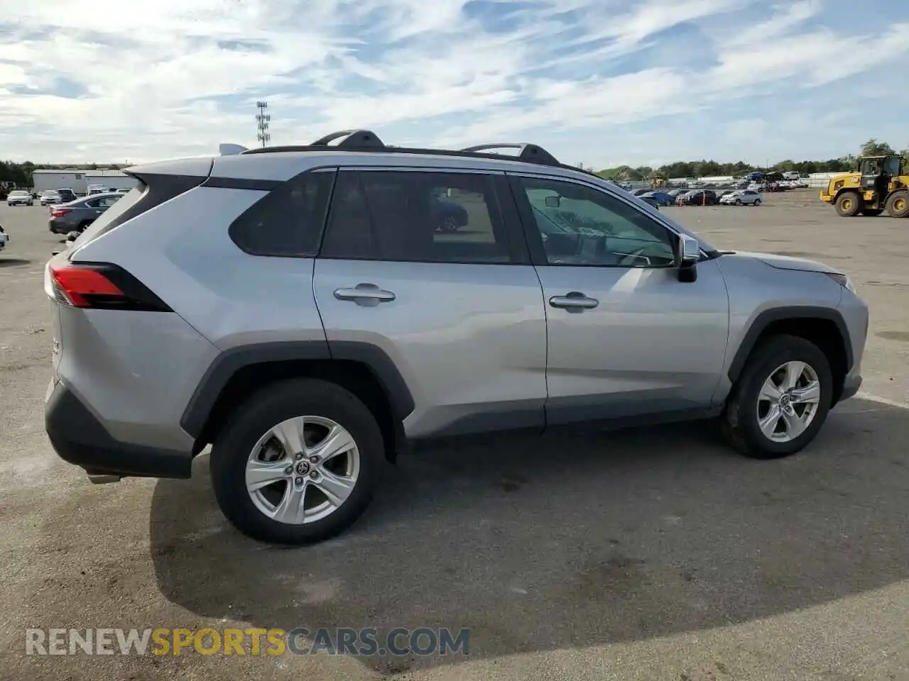 3 Photograph of a damaged car 2T3P1RFVXMW241522 TOYOTA RAV4 2021