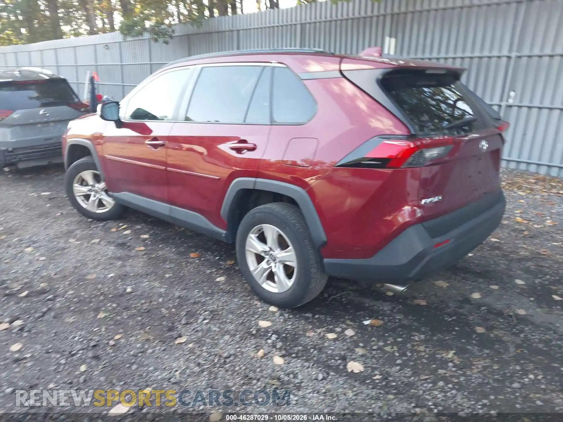 3 Photograph of a damaged car 2T3P1RFVXMW241620 TOYOTA RAV4 2021