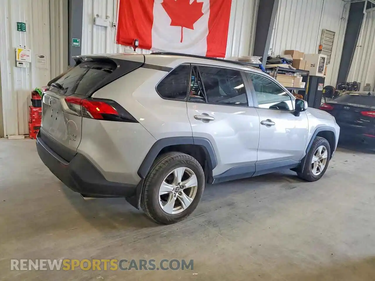 3 Photograph of a damaged car 2T3R1RFV3MC183215 TOYOTA RAV4 2021