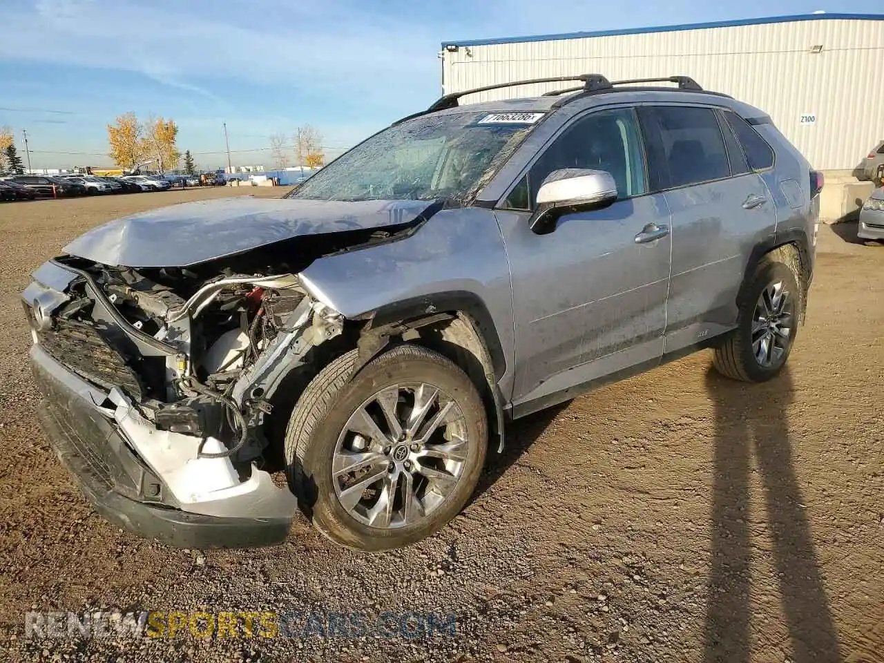 1 Photograph of a damaged car 2T3R1RFV5MC200290 TOYOTA RAV4 2021