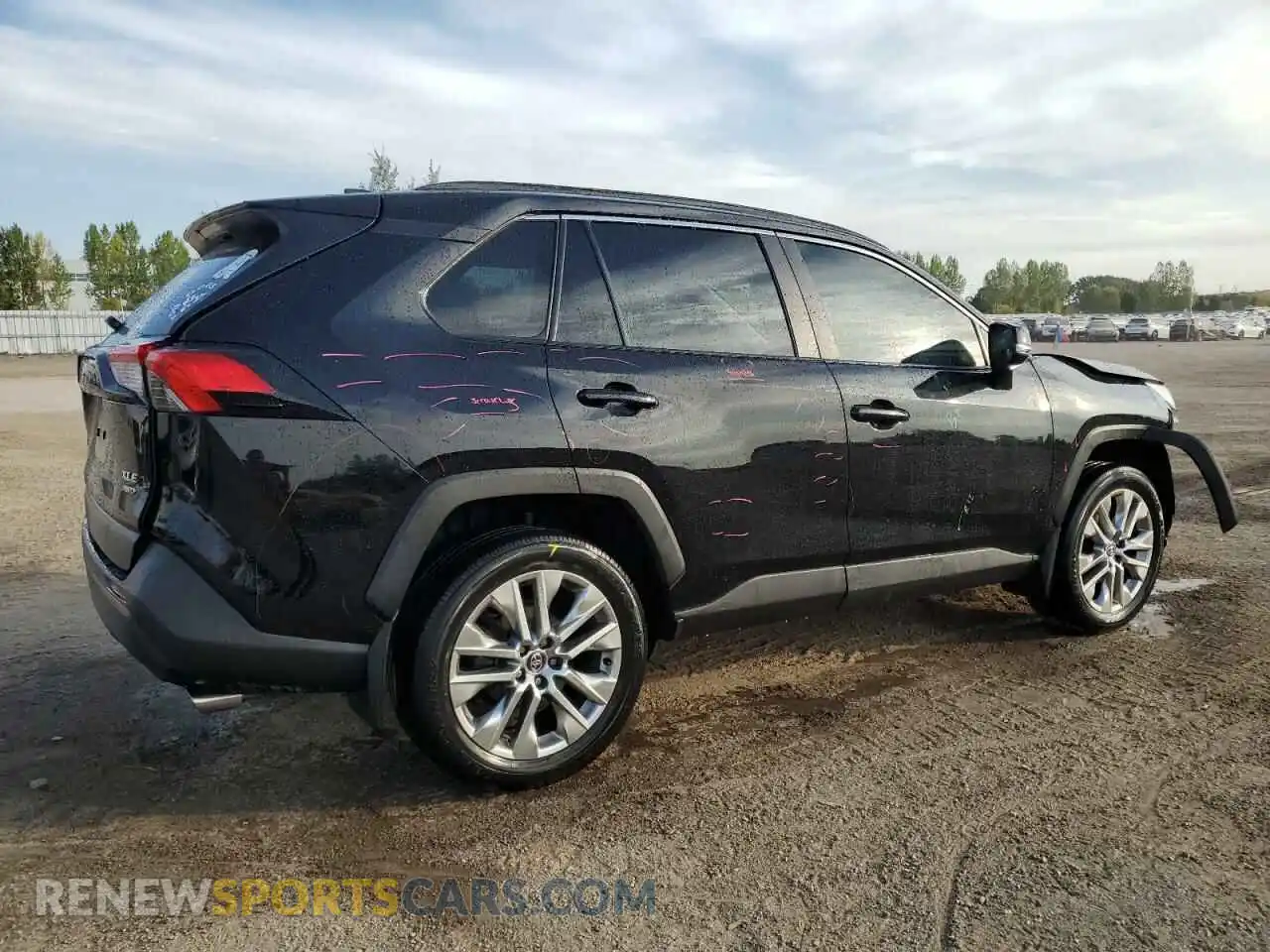 3 Photograph of a damaged car 2T3R1RFV7MC150668 TOYOTA RAV4 2021
