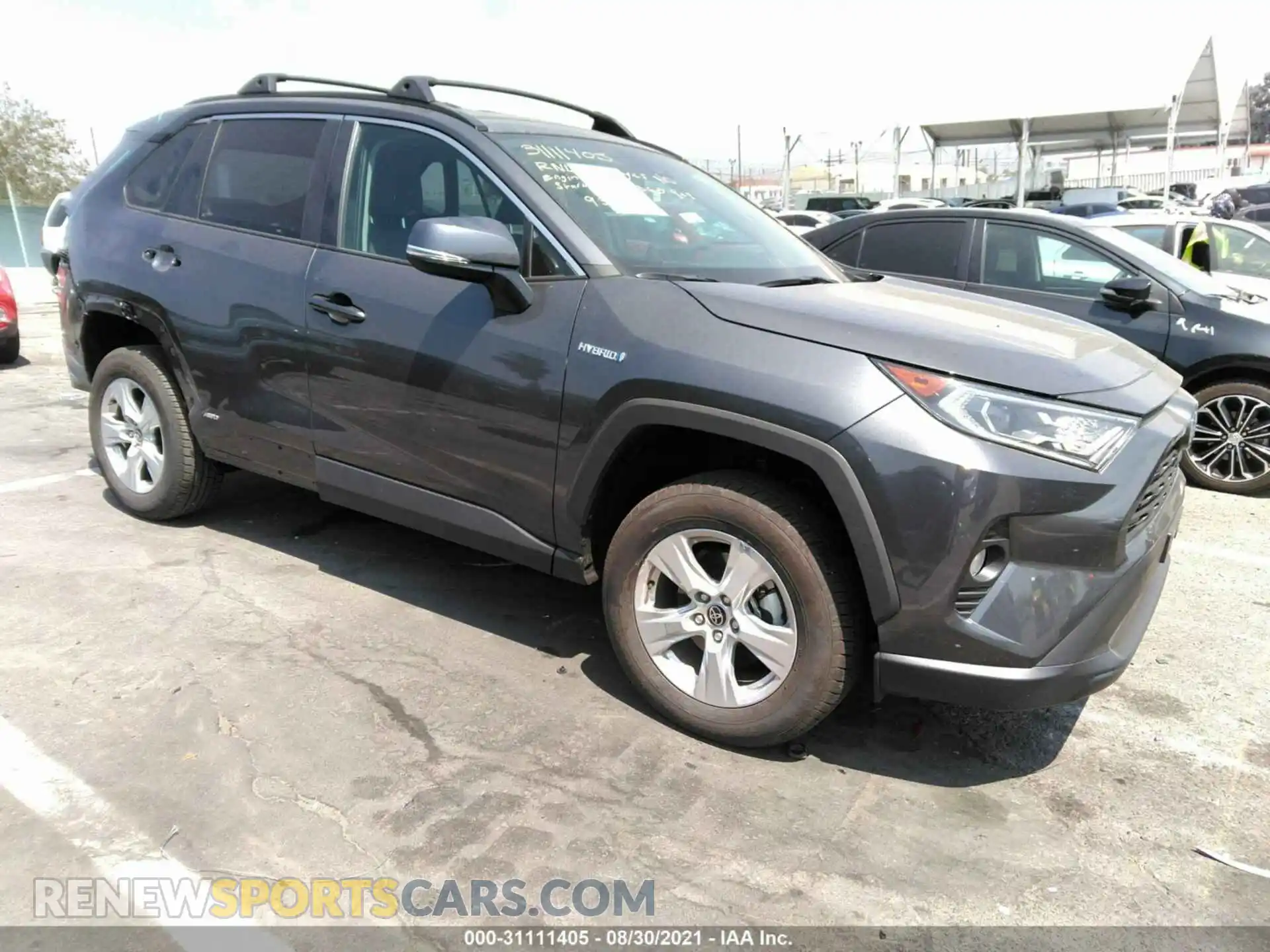 1 Photograph of a damaged car 2T3R6RFV2MW018238 TOYOTA RAV4 2021