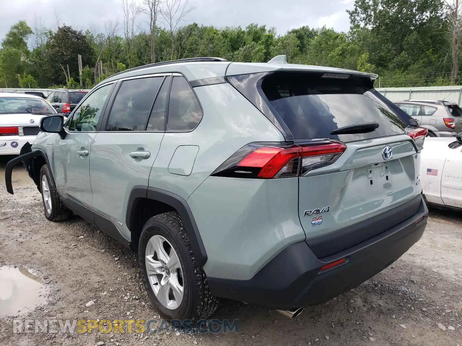 3 Photograph of a damaged car 2T3R6RFV3MW016997 TOYOTA RAV4 2021