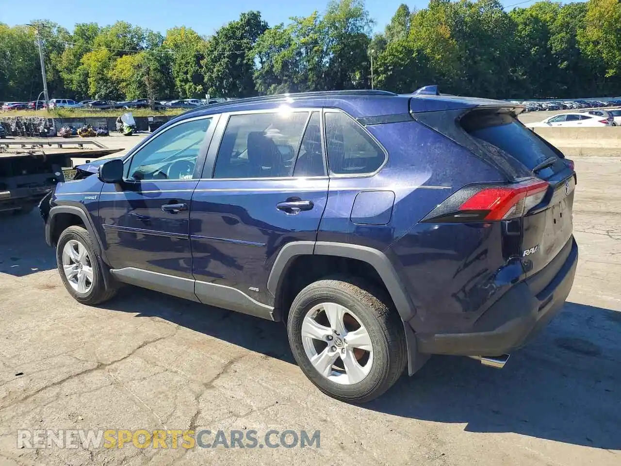 2 Фотография поврежденного автомобиля 2T3R6RFV5MW010571 TOYOTA RAV4 2021