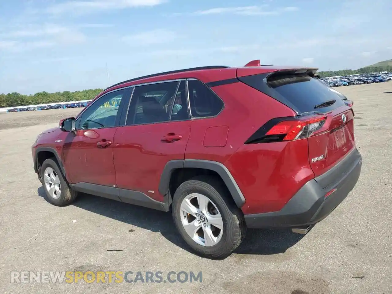 2 Photograph of a damaged car 2T3R6RFVXMW005737 TOYOTA RAV4 2021