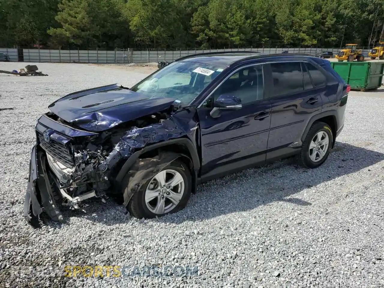 1 Photograph of a damaged car 2T3R6RFVXMW010971 TOYOTA RAV4 2021