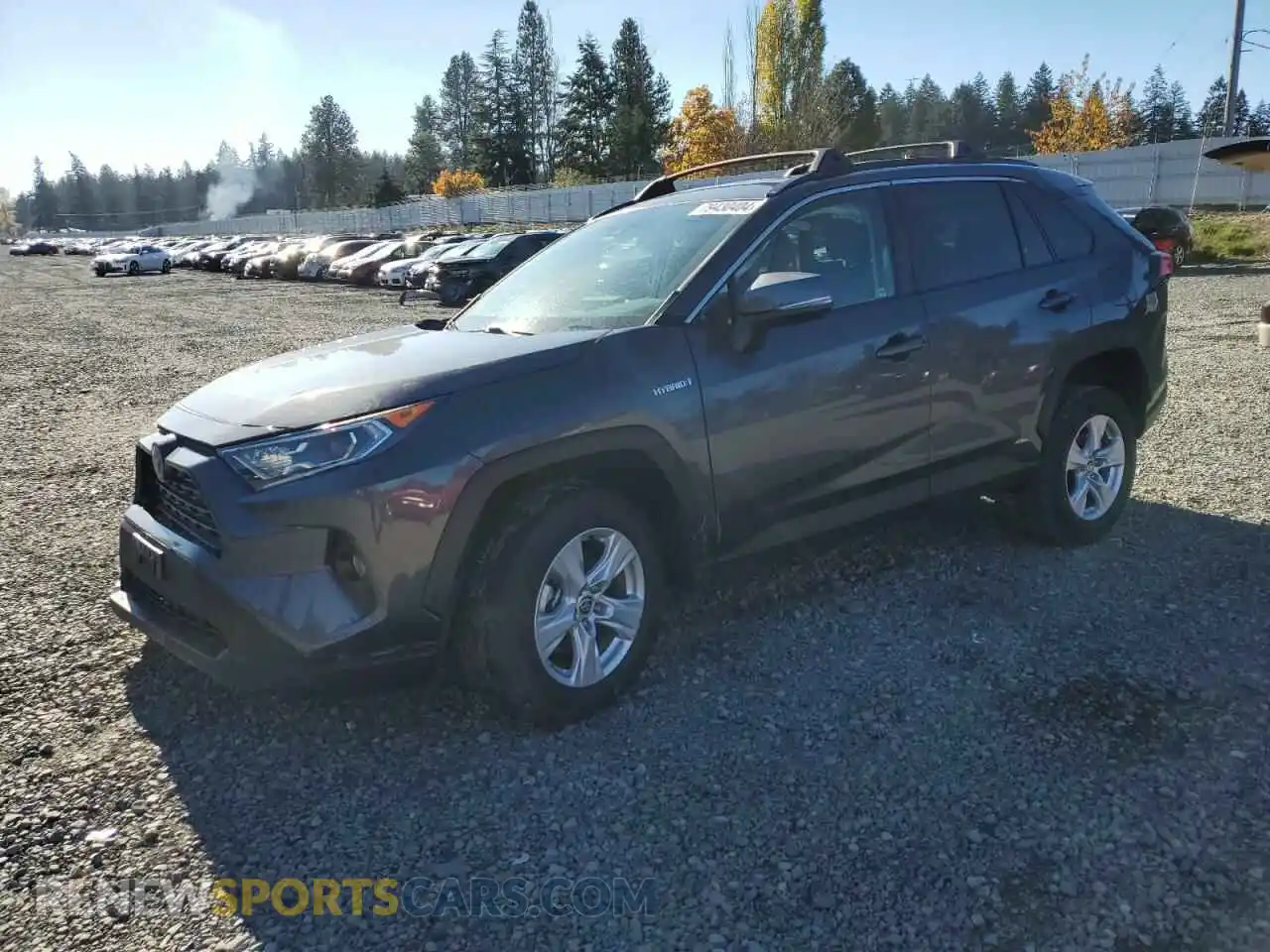 1 Photograph of a damaged car 2T3R6RFVXMW014602 TOYOTA RAV4 2021