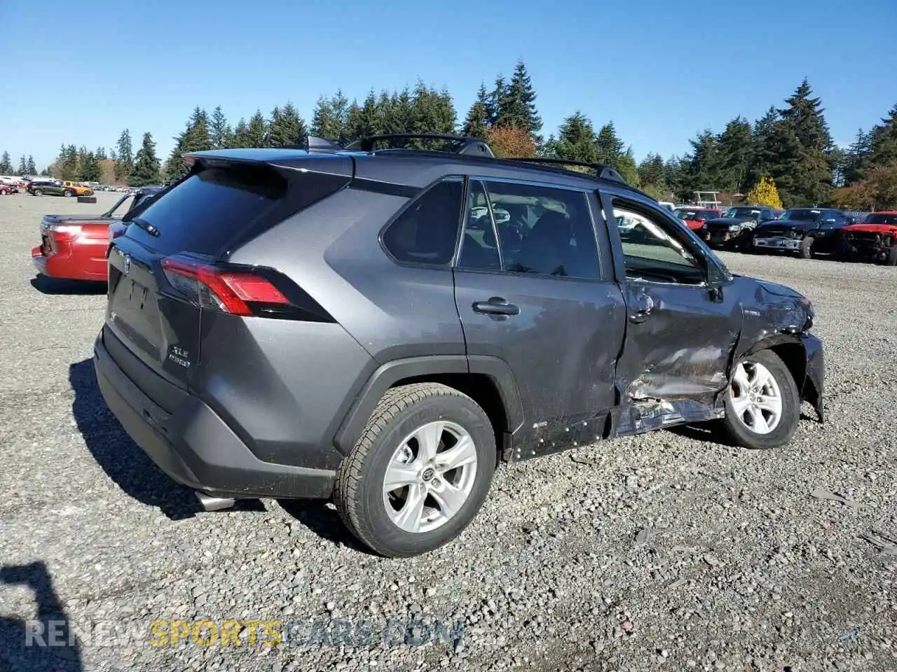 3 Photograph of a damaged car 2T3R6RFVXMW014602 TOYOTA RAV4 2021