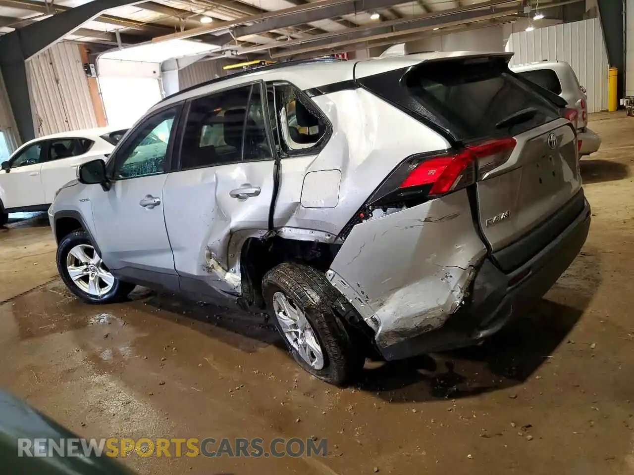 2 Photograph of a damaged car 2T3RWRFV0MW122372 TOYOTA RAV4 2021