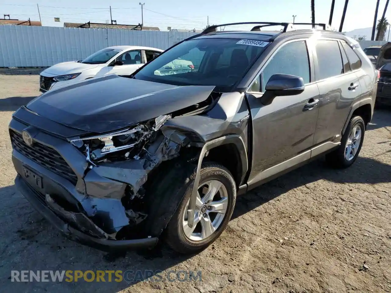 1 Photograph of a damaged car 2T3RWRFV1MW111218 TOYOTA RAV4 2021