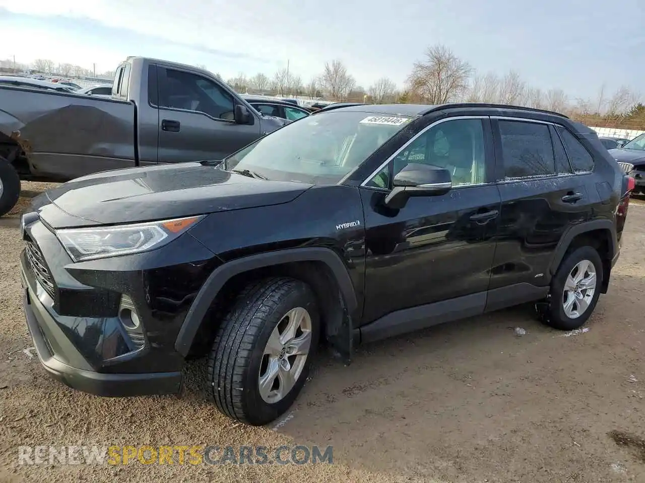 1 Photograph of a damaged car 2T3RWRFV1MW117021 TOYOTA RAV4 2021