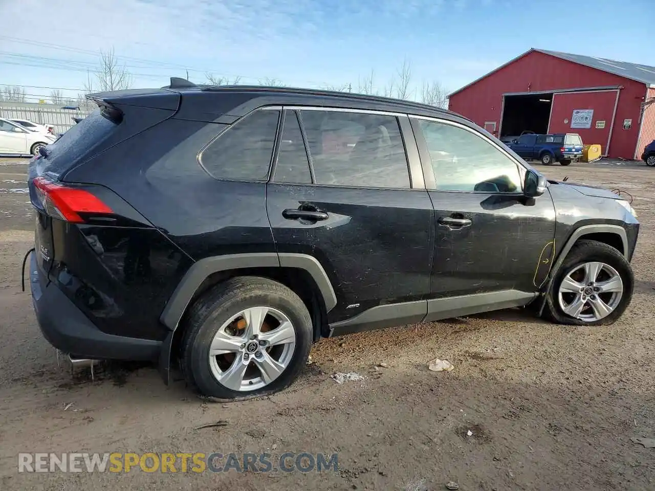 3 Photograph of a damaged car 2T3RWRFV1MW117021 TOYOTA RAV4 2021