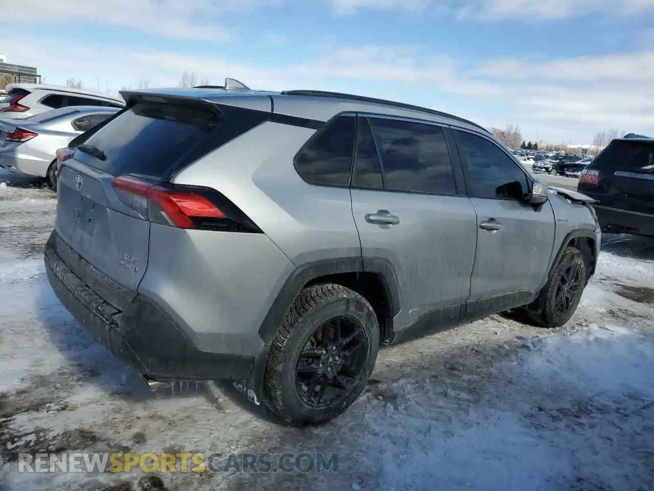 3 Photograph of a damaged car 2T3RWRFV1MW119500 TOYOTA RAV4 2021