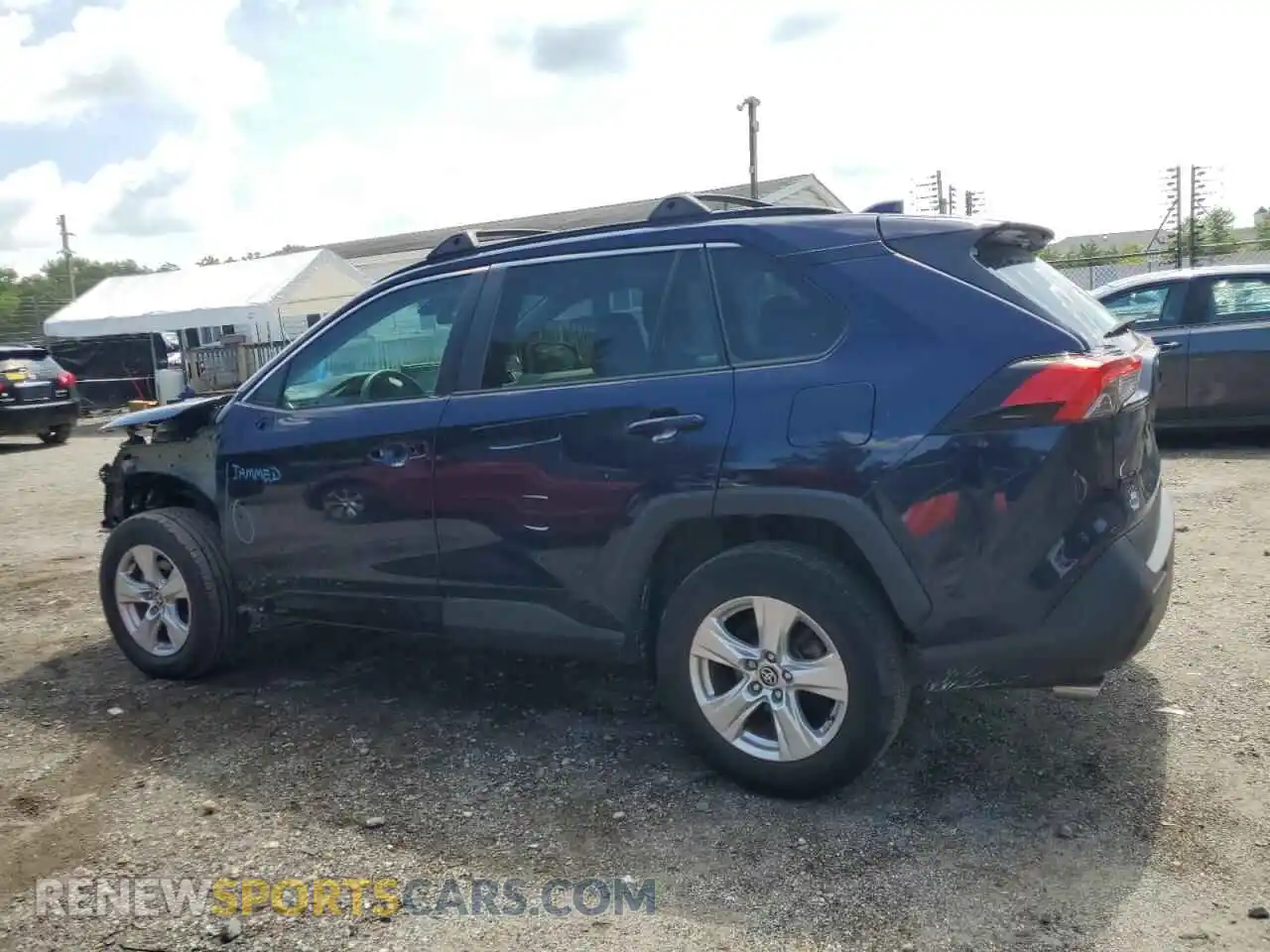 2 Photograph of a damaged car 2T3RWRFV2MW117433 TOYOTA RAV4 2021