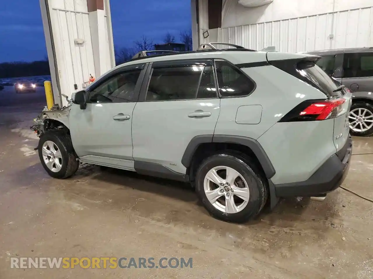 2 Photograph of a damaged car 2T3RWRFV3MW114637 TOYOTA RAV4 2021