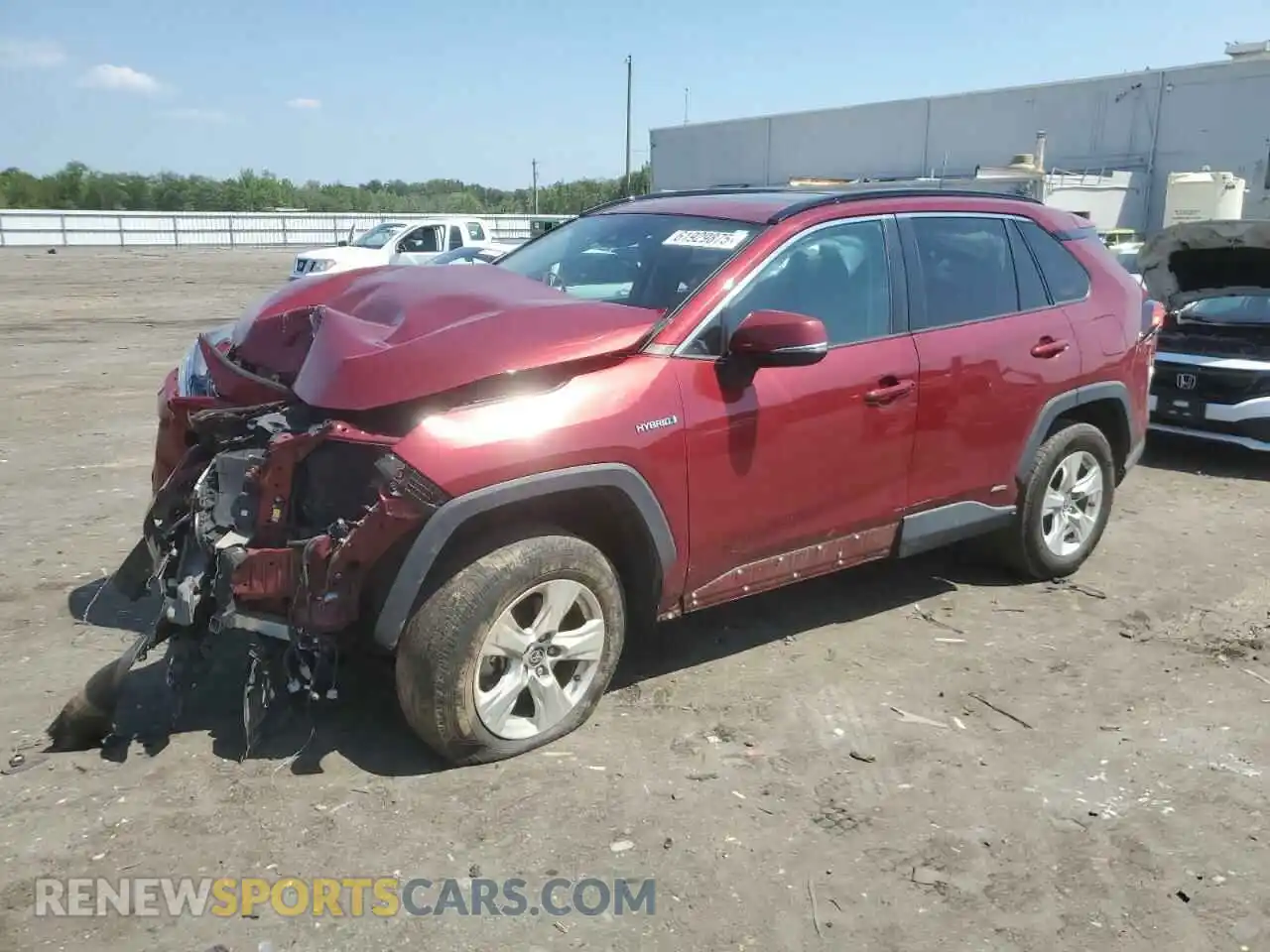 1 Photograph of a damaged car 2T3RWRFV5MW127065 TOYOTA RAV4 2021